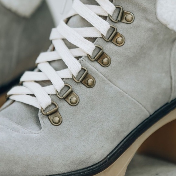 NWT Oasis Society Shearling Lace Up Sherpa Lined Hiking Boots - Picture 4 of 9